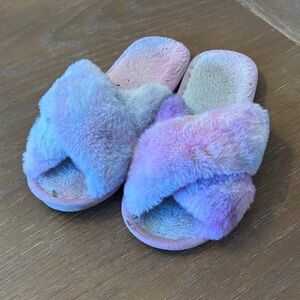 Women's Fluffy Slippers - Pastel Multicolor
